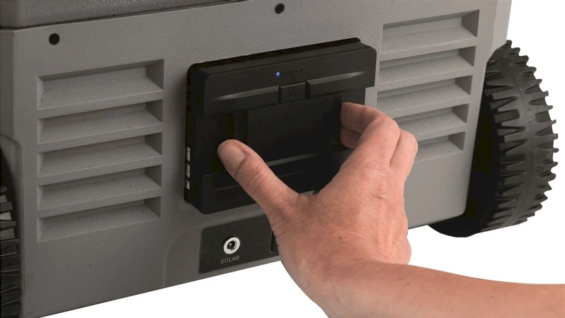 Outwell Oplaadbare Accu Voor Arctic Frost Koelboxen - Afbeelding 3